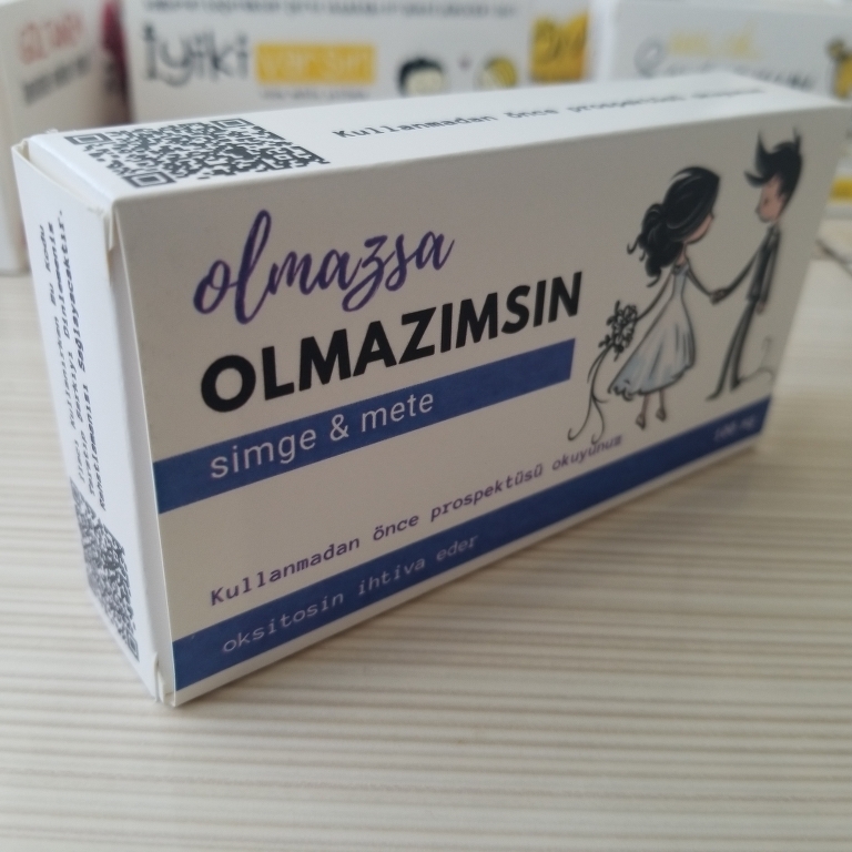 Olmazsa Olmazımsın ilaç kutusu davetiyesi